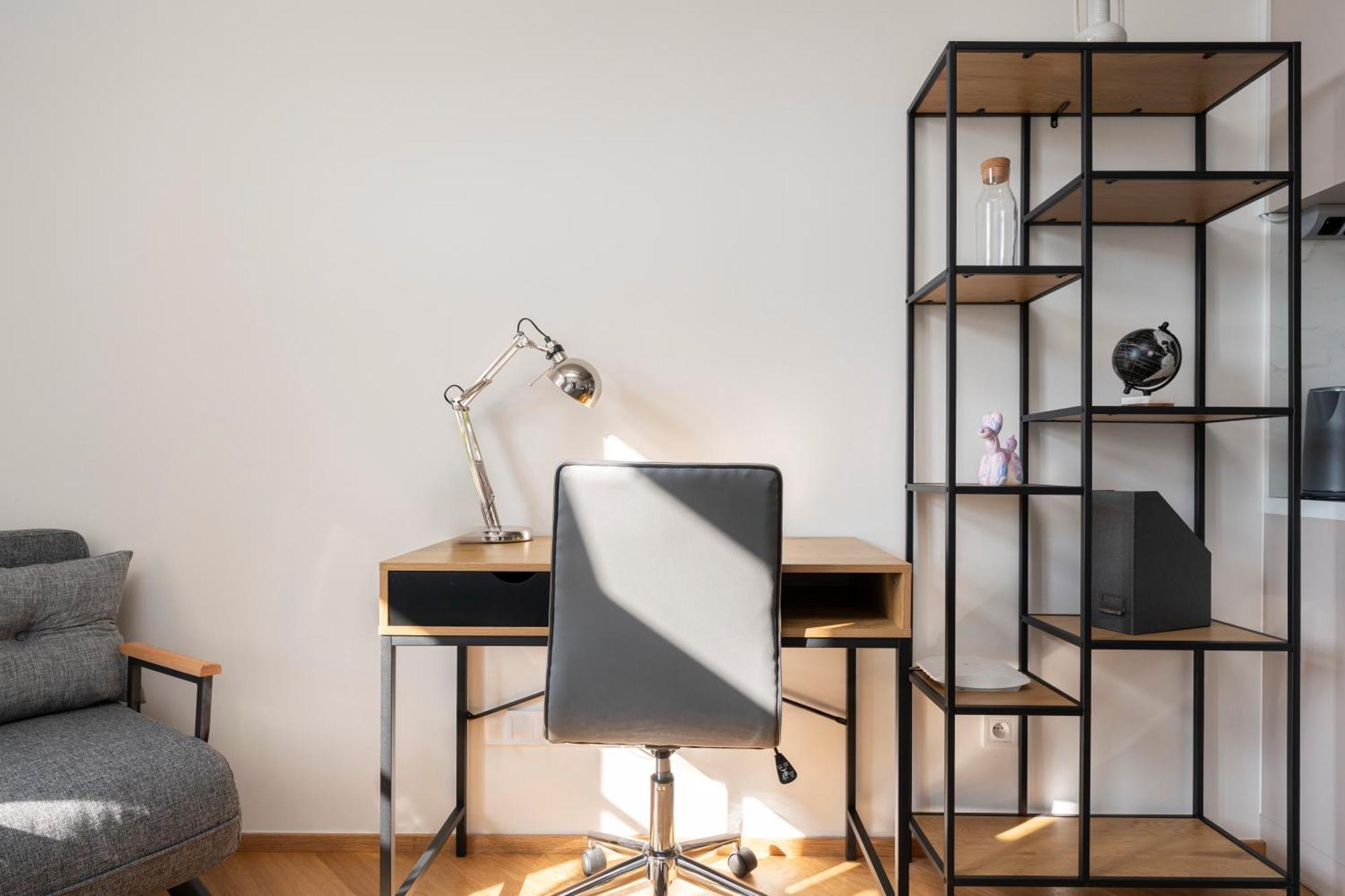 Visit Oomph Apartmán *