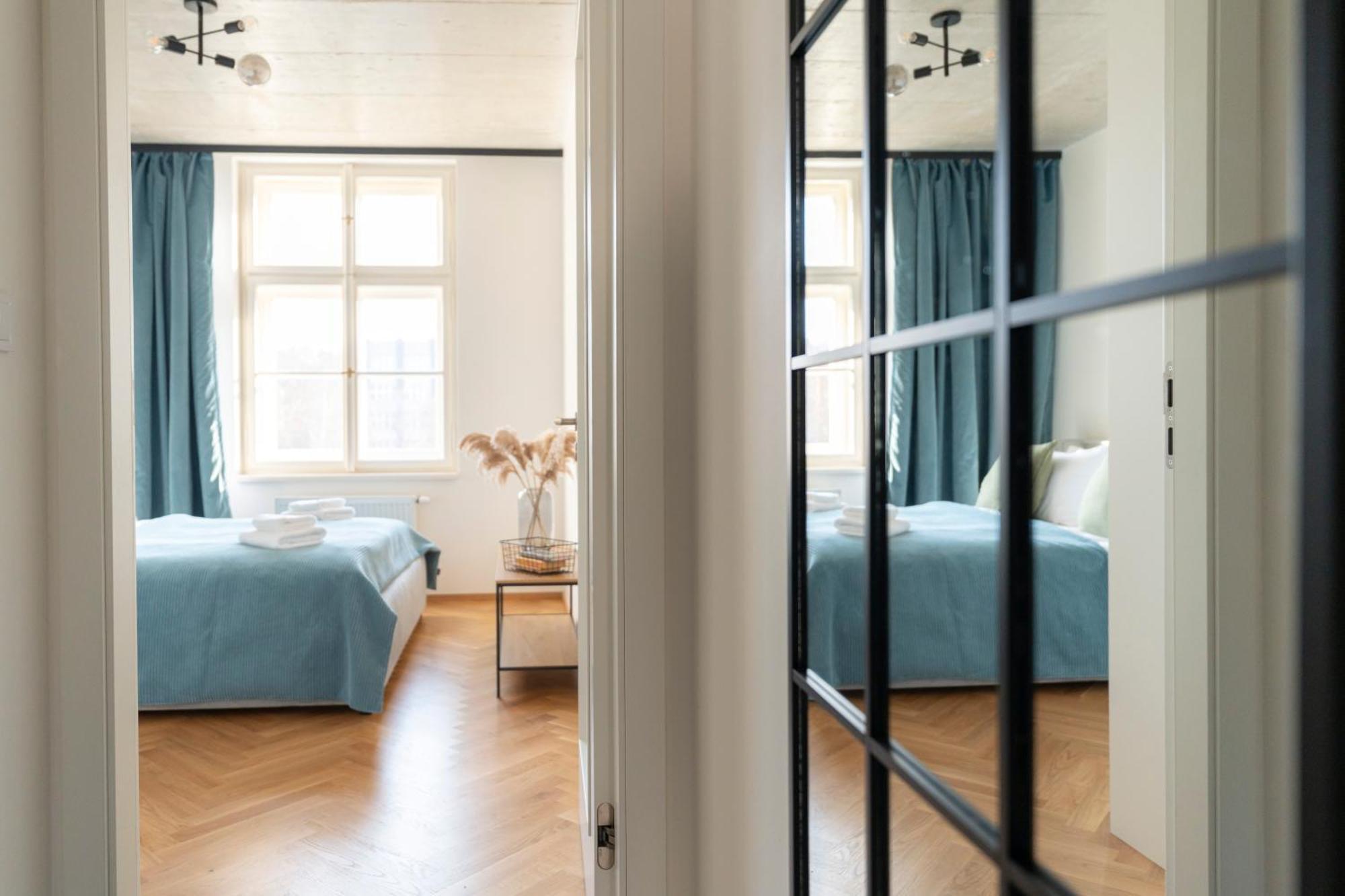 Visit Oomph Apartmán