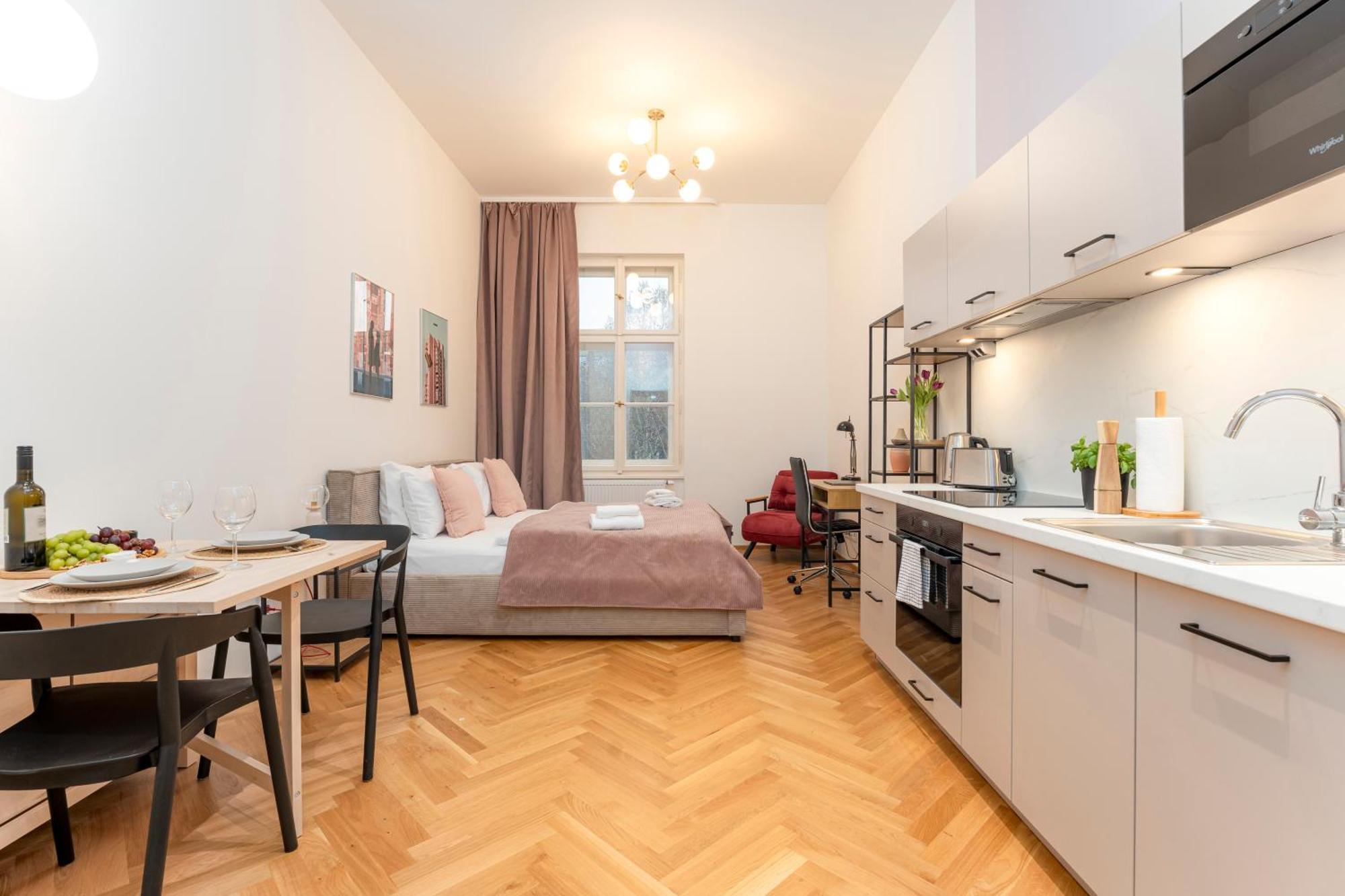 Visit Oomph Praha