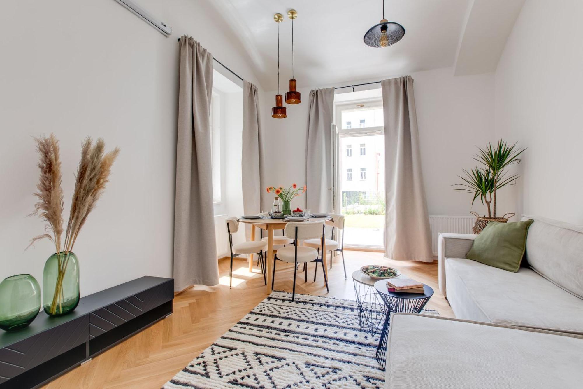 Visit Oomph Apartamento Praga