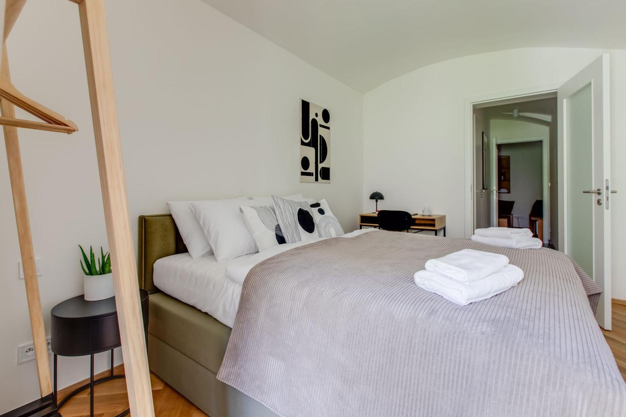 Visit Oomph Apartment