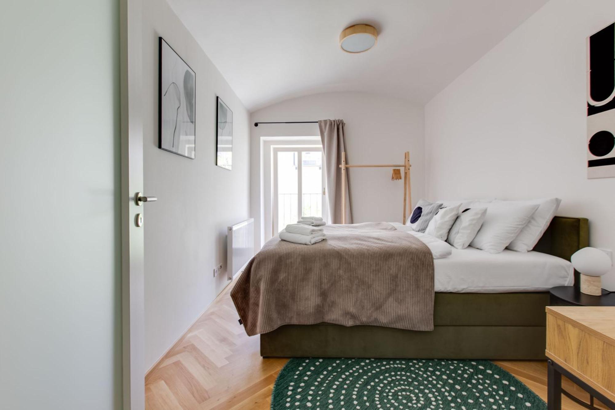Visit Oomph Apartamento *
